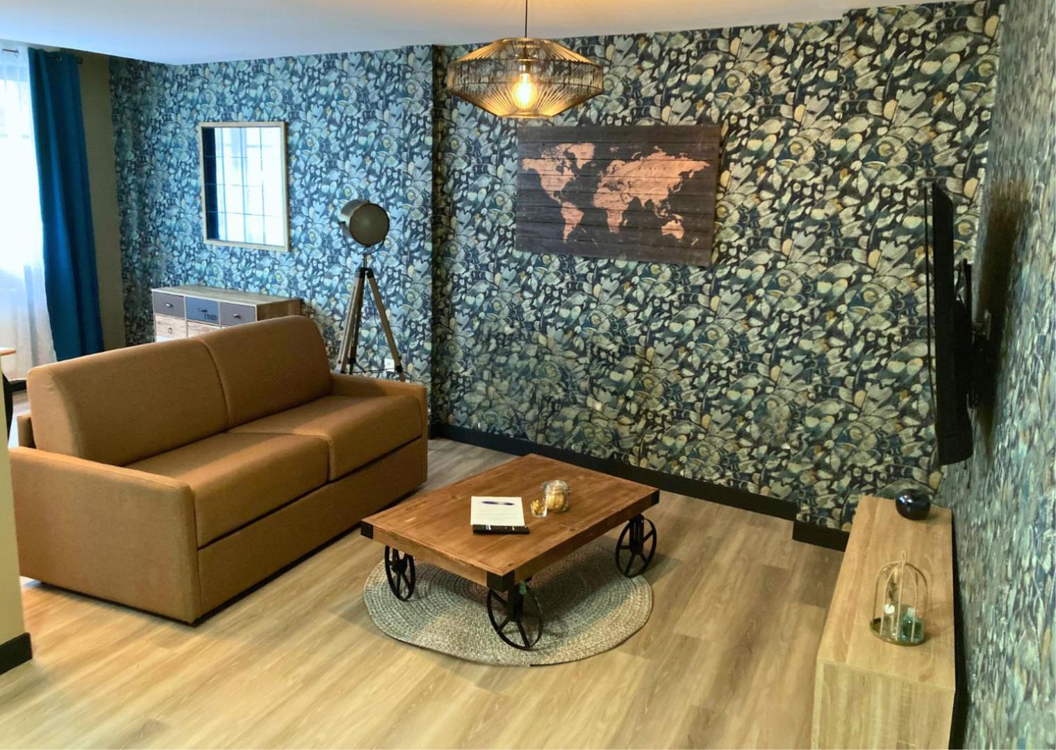 Sejour Detente A Saint-Omer - Jacuzzi Prive, Terrasse, Centre-Ville Et Parking Gratuit المظهر الخارجي الصورة